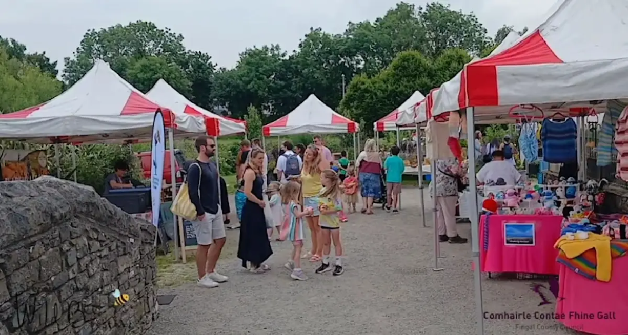 Festival Scene 2